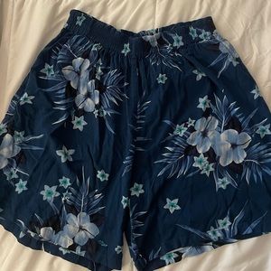 Blue Hawaiian Floral Resort Style Flowy Cotton Shorts Woth Pockets